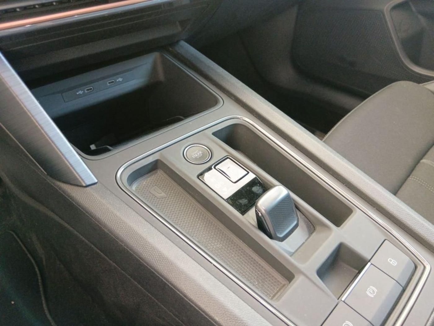 CUPRA Leon León 2.0 TSI VZ DSG 221 kW (300 CV) — photo 9
