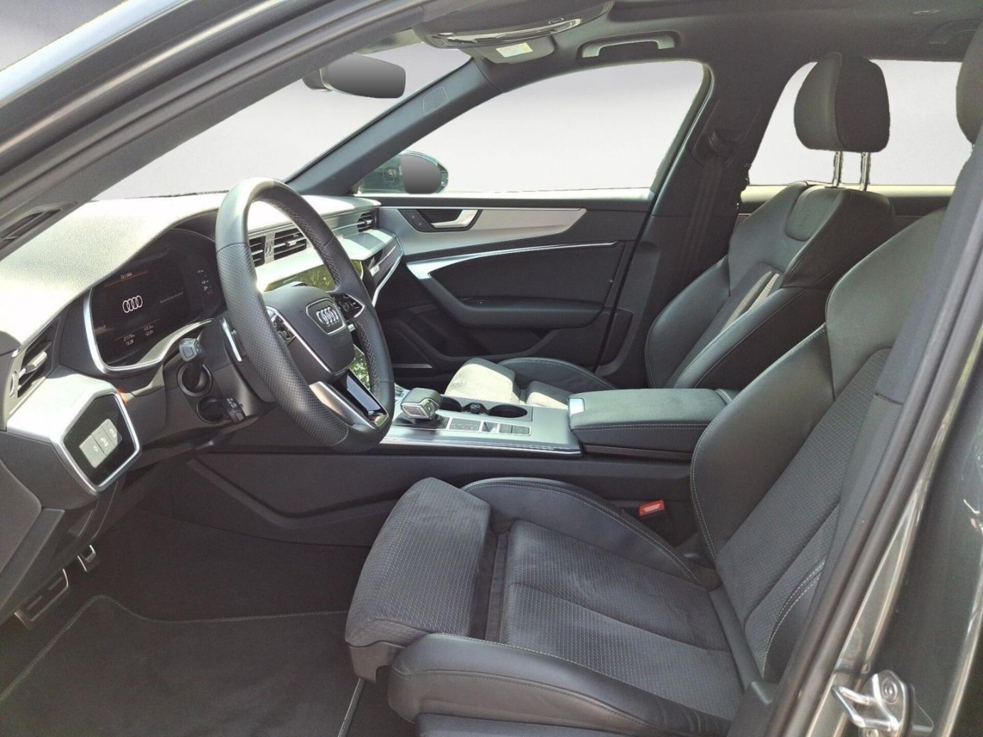 Audi S6 Avant