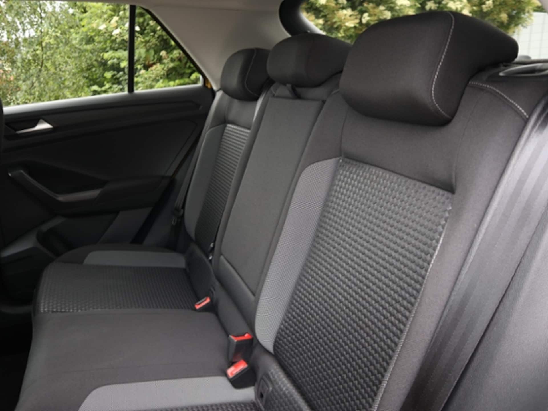 Volkswagen T-Roc Active