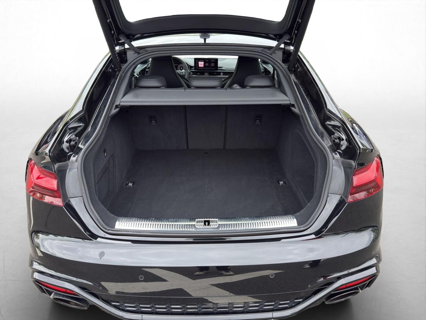 Bild über Audi RS 5 Sportback TFSI quattro tiptronic - für weitere Informationen kontaktieren Sie den Audi Partner