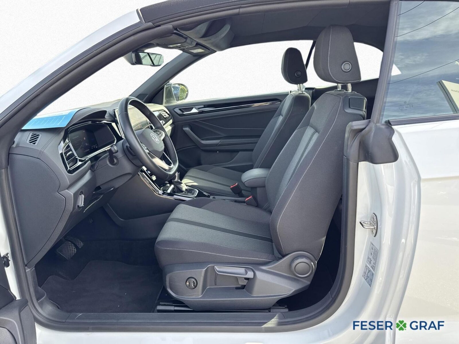Volkswagen T-Roc Cabriolet – Bild 11
