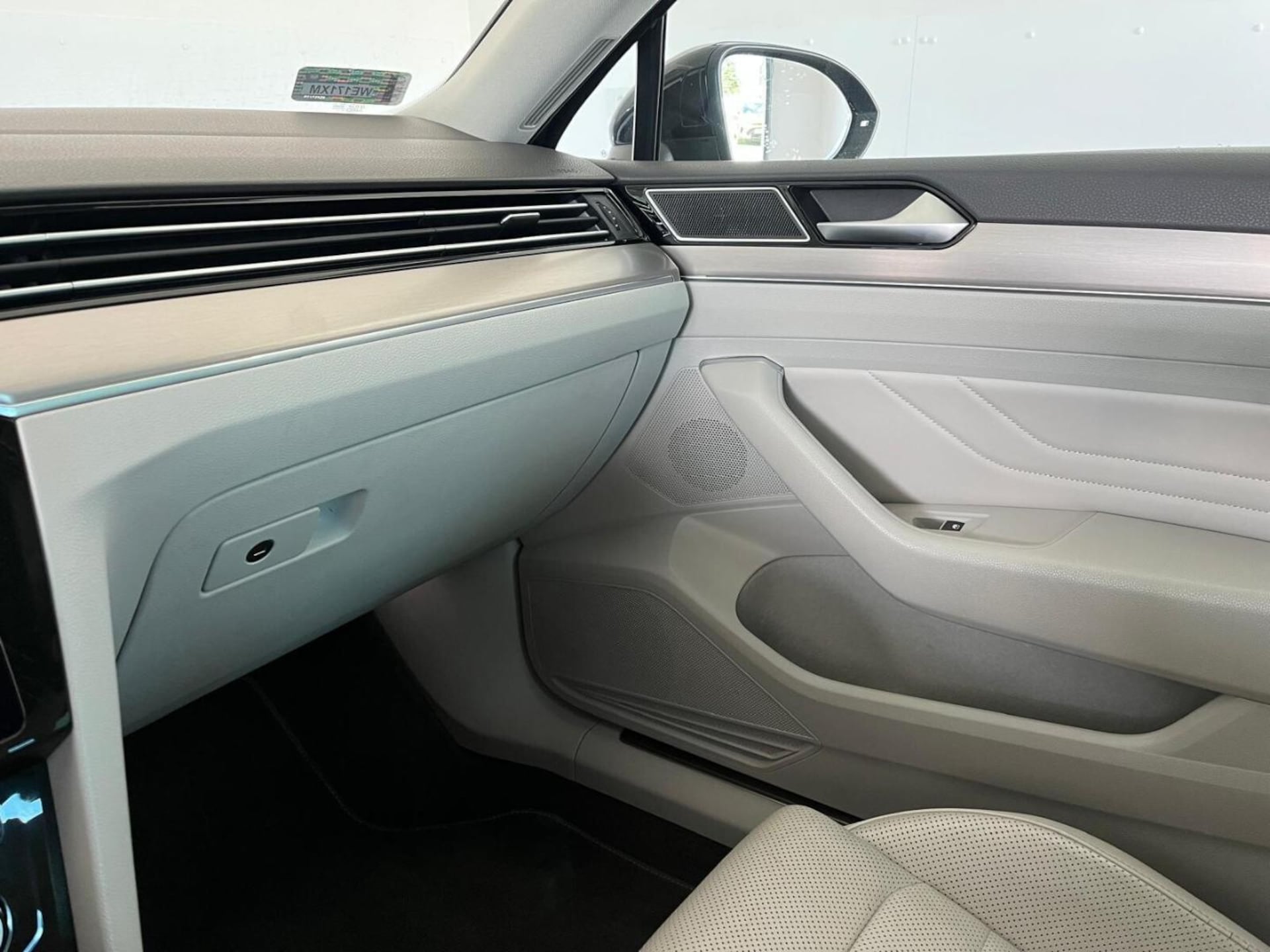 Volkswagen Passat Elegance