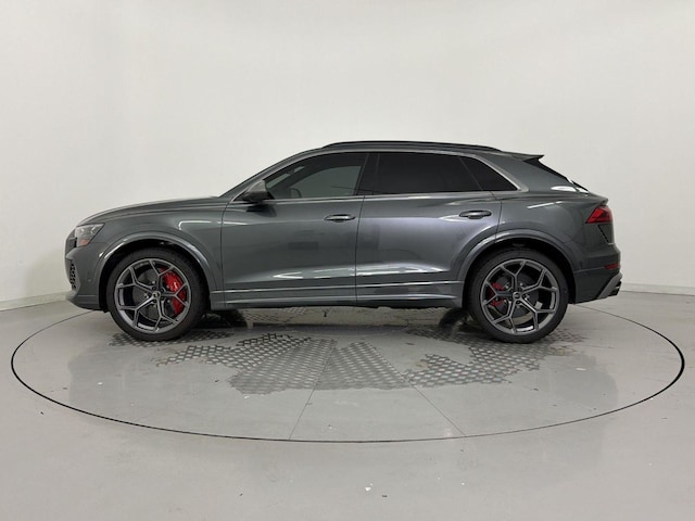 2026 Audi RS Q8 SUV performance