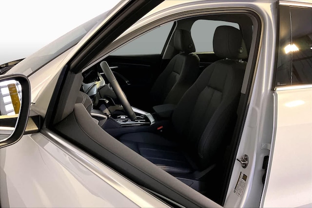 2025 Audi Q5 Premium - Photo 16