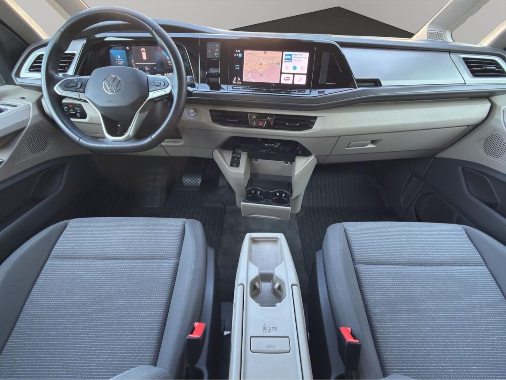 Volkswagen Multivan Basis-Modell