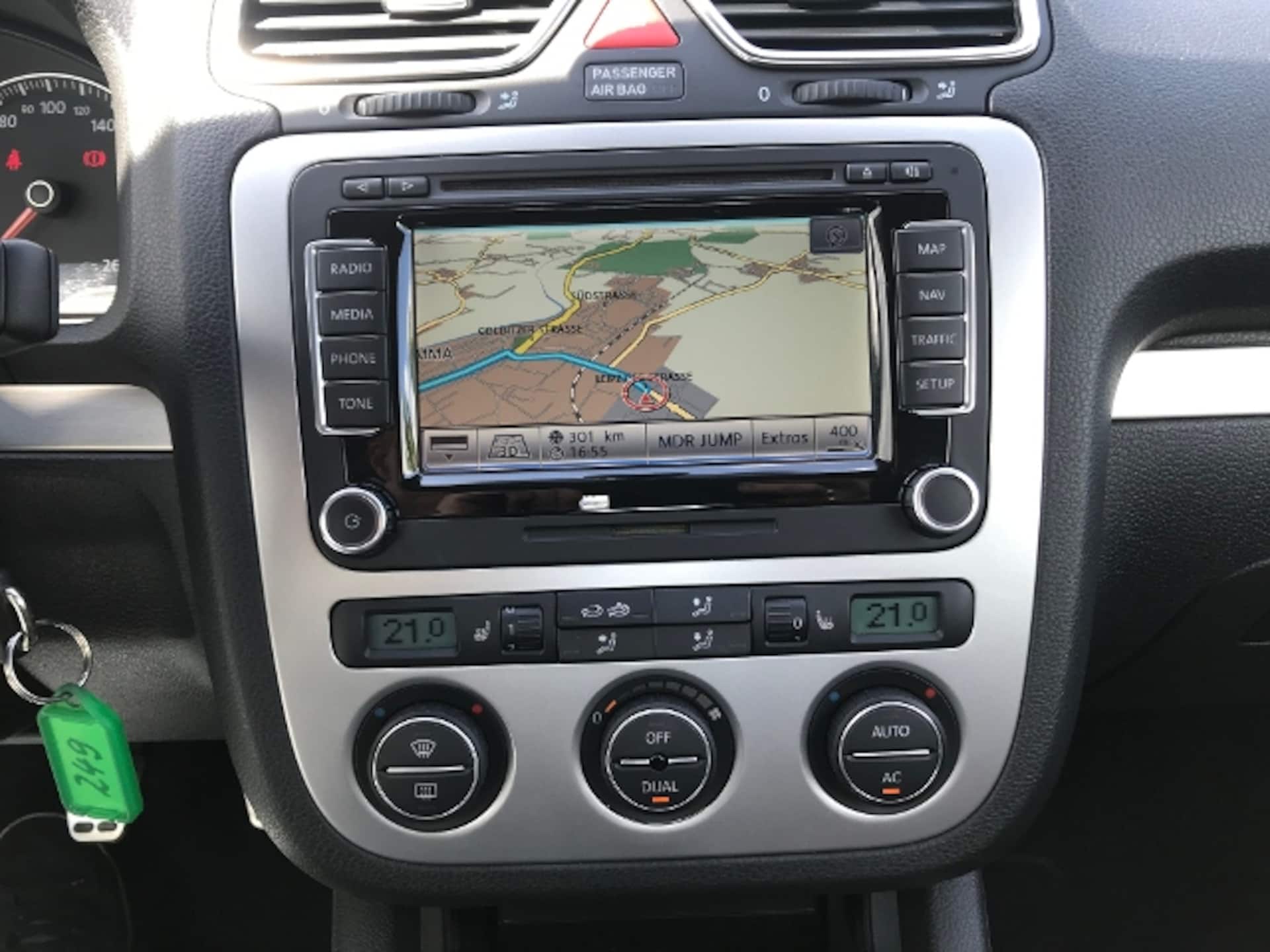 Volkswagen Eos