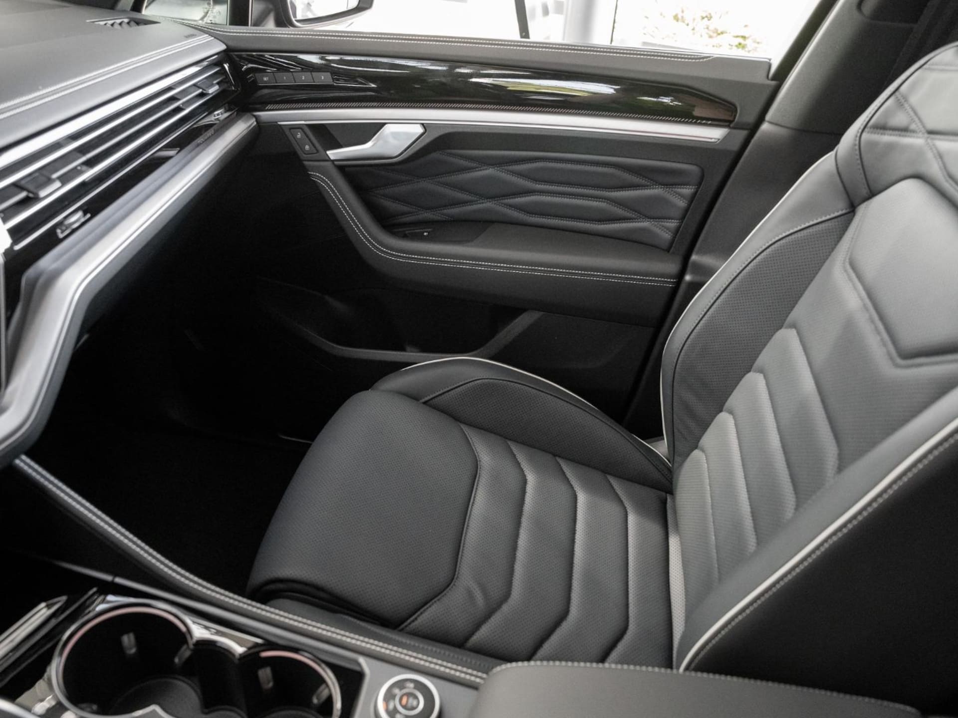 Volkswagen Touareg R-Line