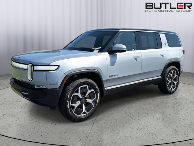 2024 Rivian R1S