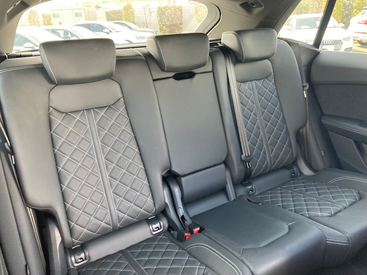 Image about Audi Q8 55 TFSI quattro S line 250(340) kW(PS) tiptronic