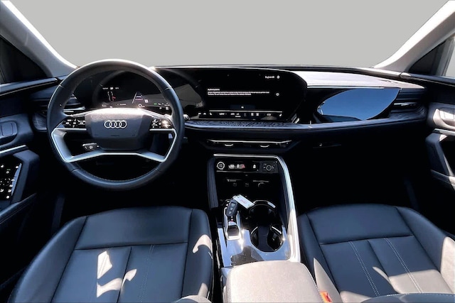 2025 Audi Q5 Premium - Photo 31