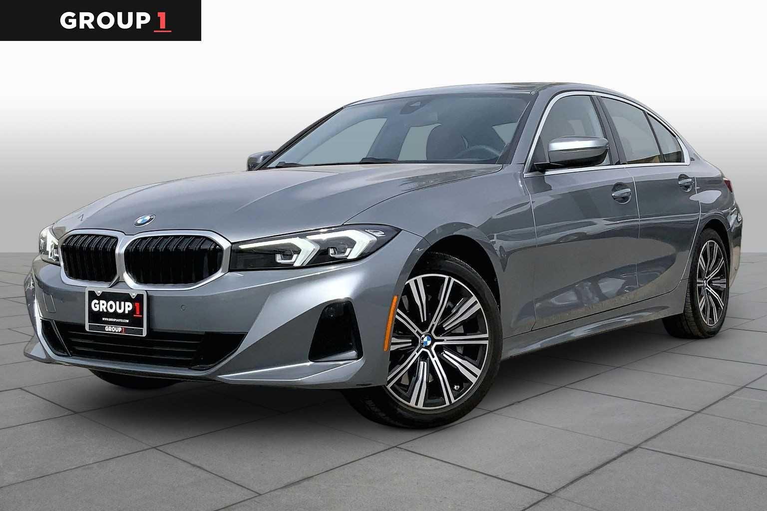 2025 BMW 3 Series 330i xDrive Sedan's photo