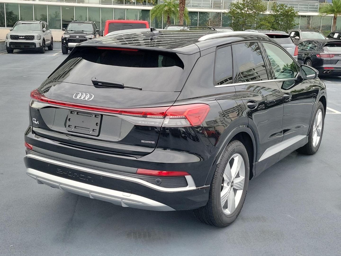 2026 Audi Q4 e-tron Premium Plus - Photo 6