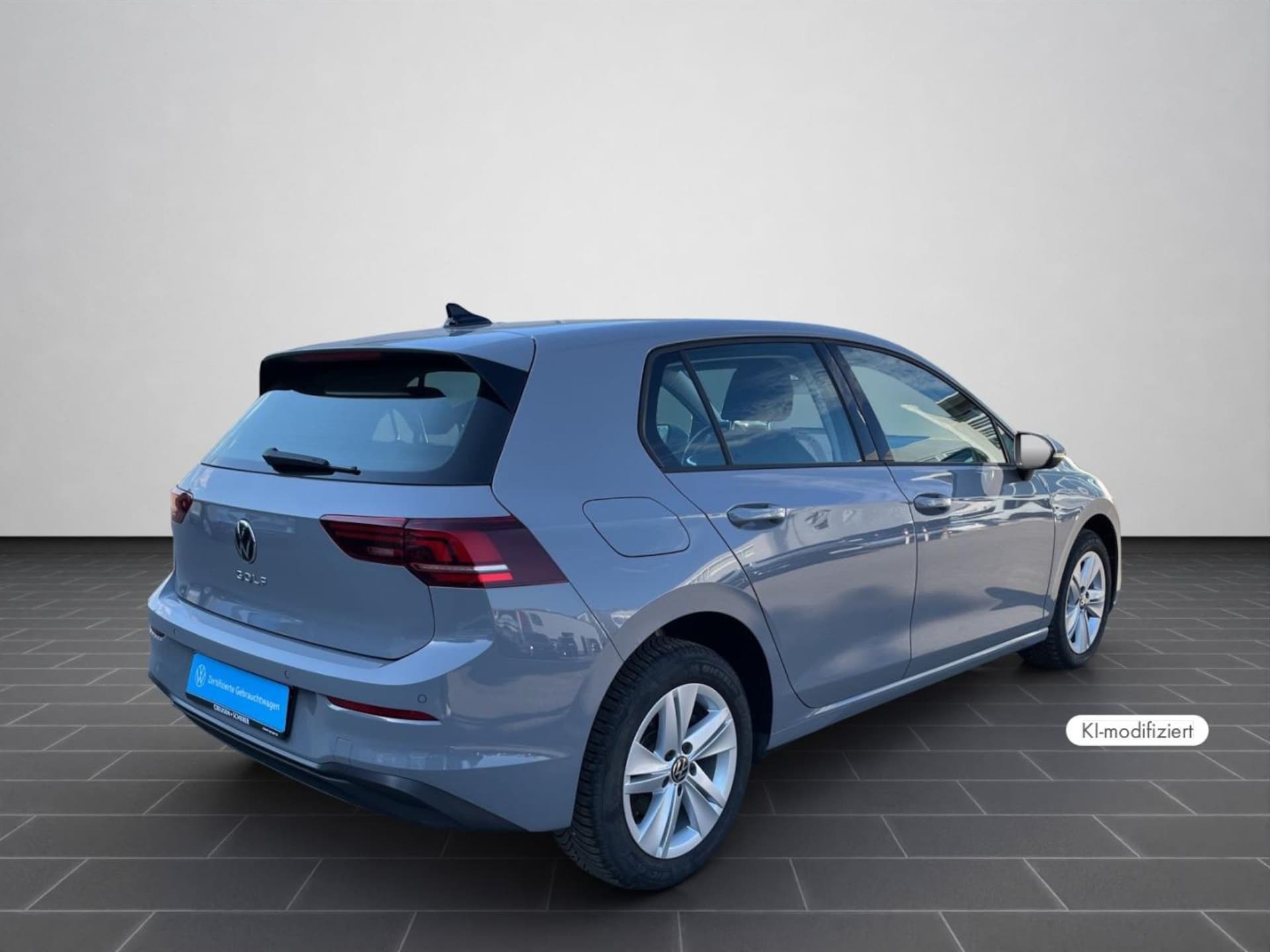 Volkswagen Golf Life