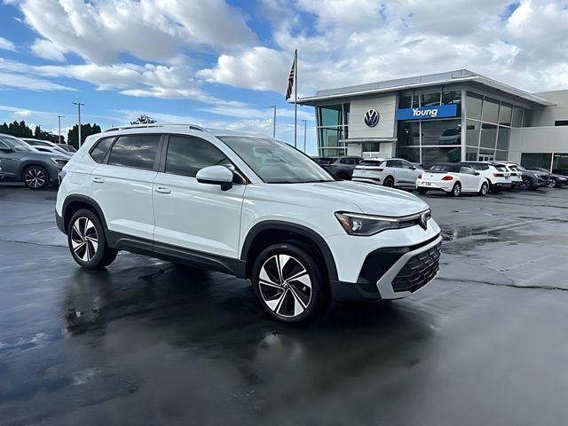 2025 Volkswagen Taos