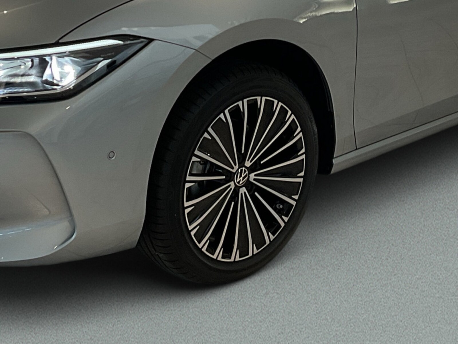 Volkswagen Passat – Bild 7