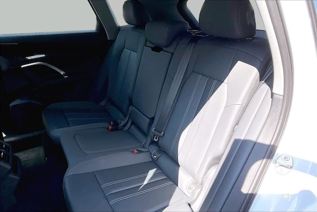 2025 Audi Q5 Premium - Photo 41