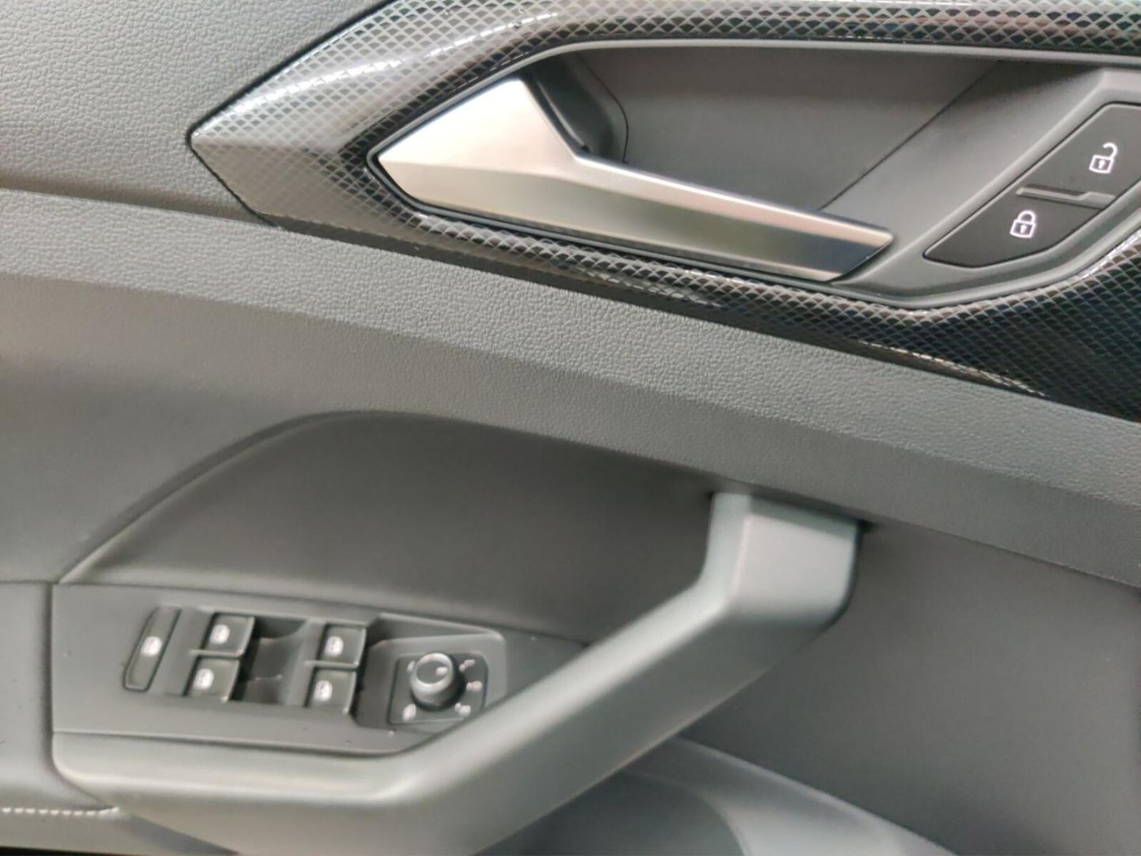 Volkswagen T-Cross – Bild 10