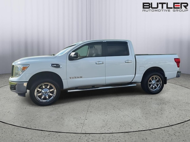 2017 Nissan Titan