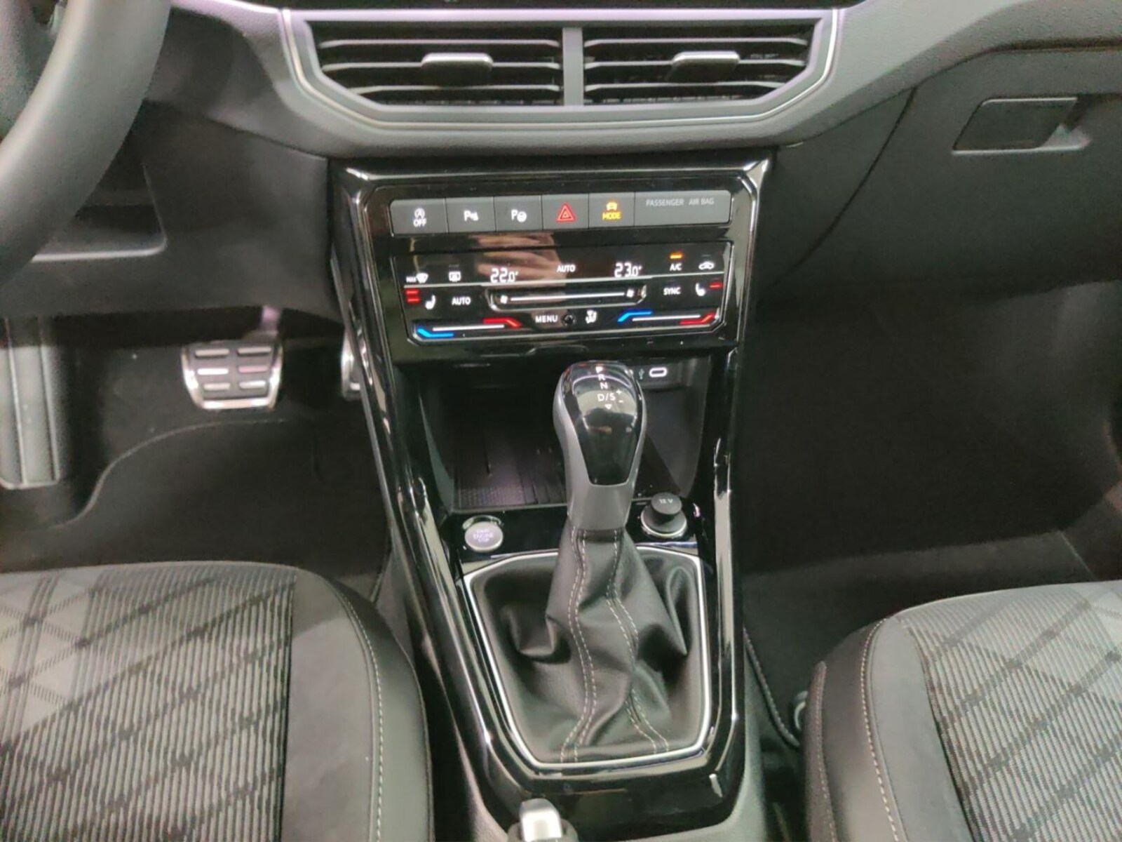 Volkswagen T-Cross – Bild 11