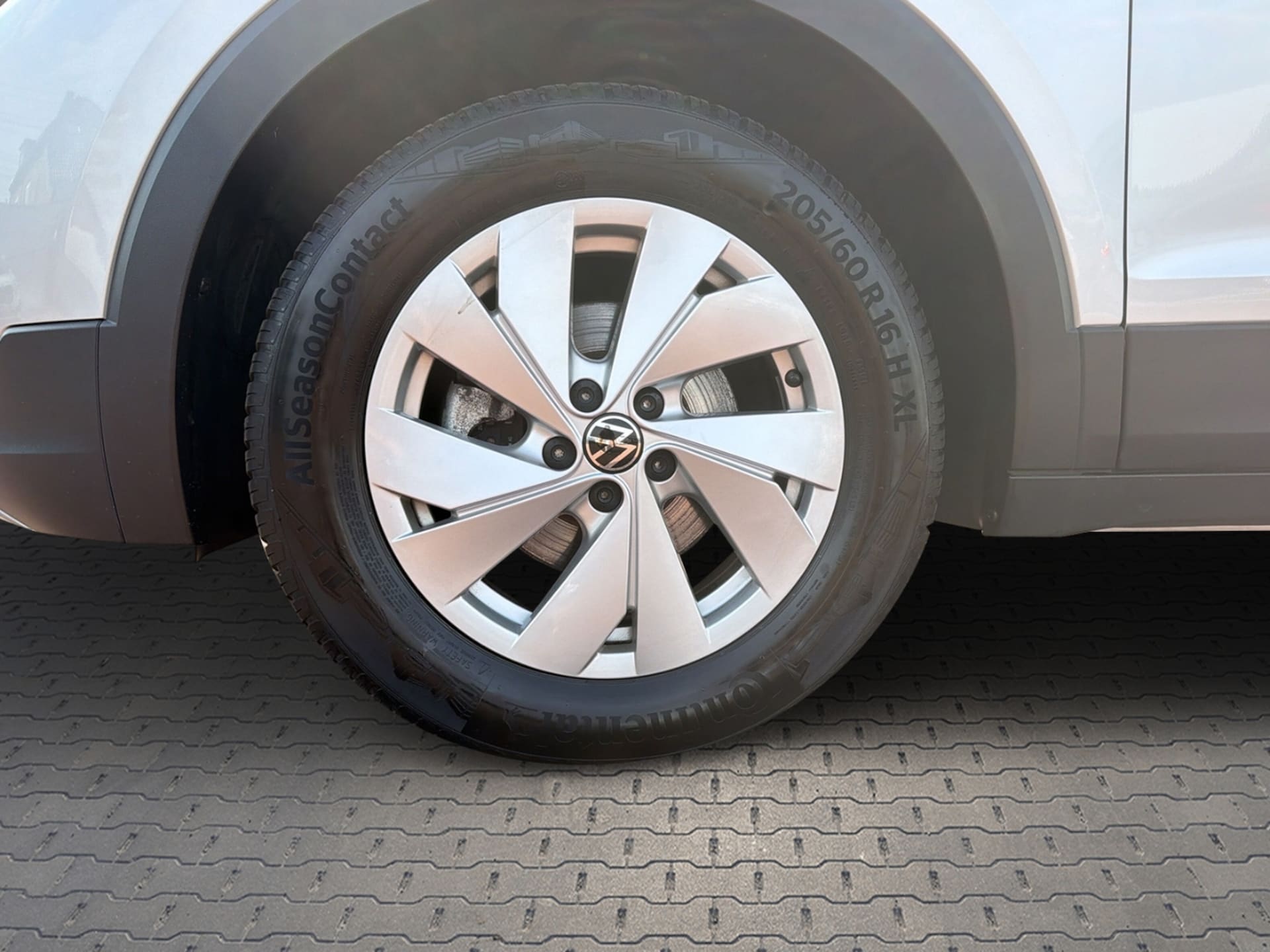 Volkswagen T-Cross Life