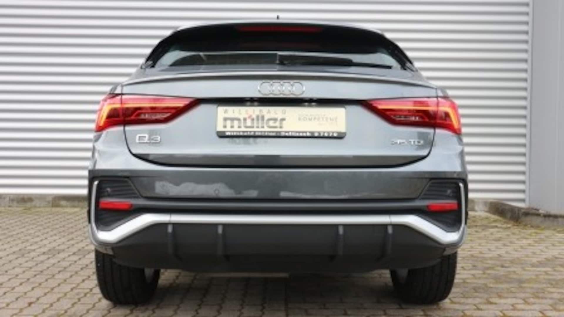 Audi Q3 Sportback S line