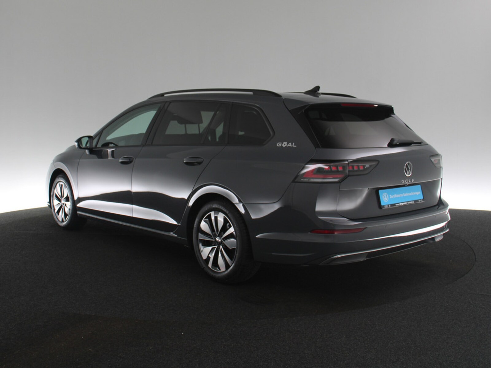 Volkswagen Golf Variant – Bild 5