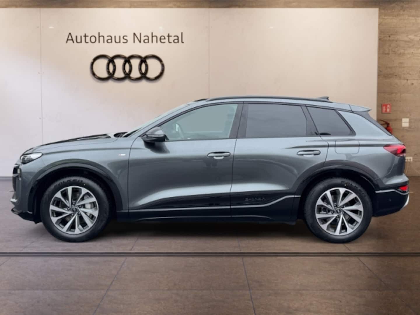 Bild über Audi Q6 SUV e-tron e-tron performance - für weitere Informationen kontaktieren Sie den Audi Partner