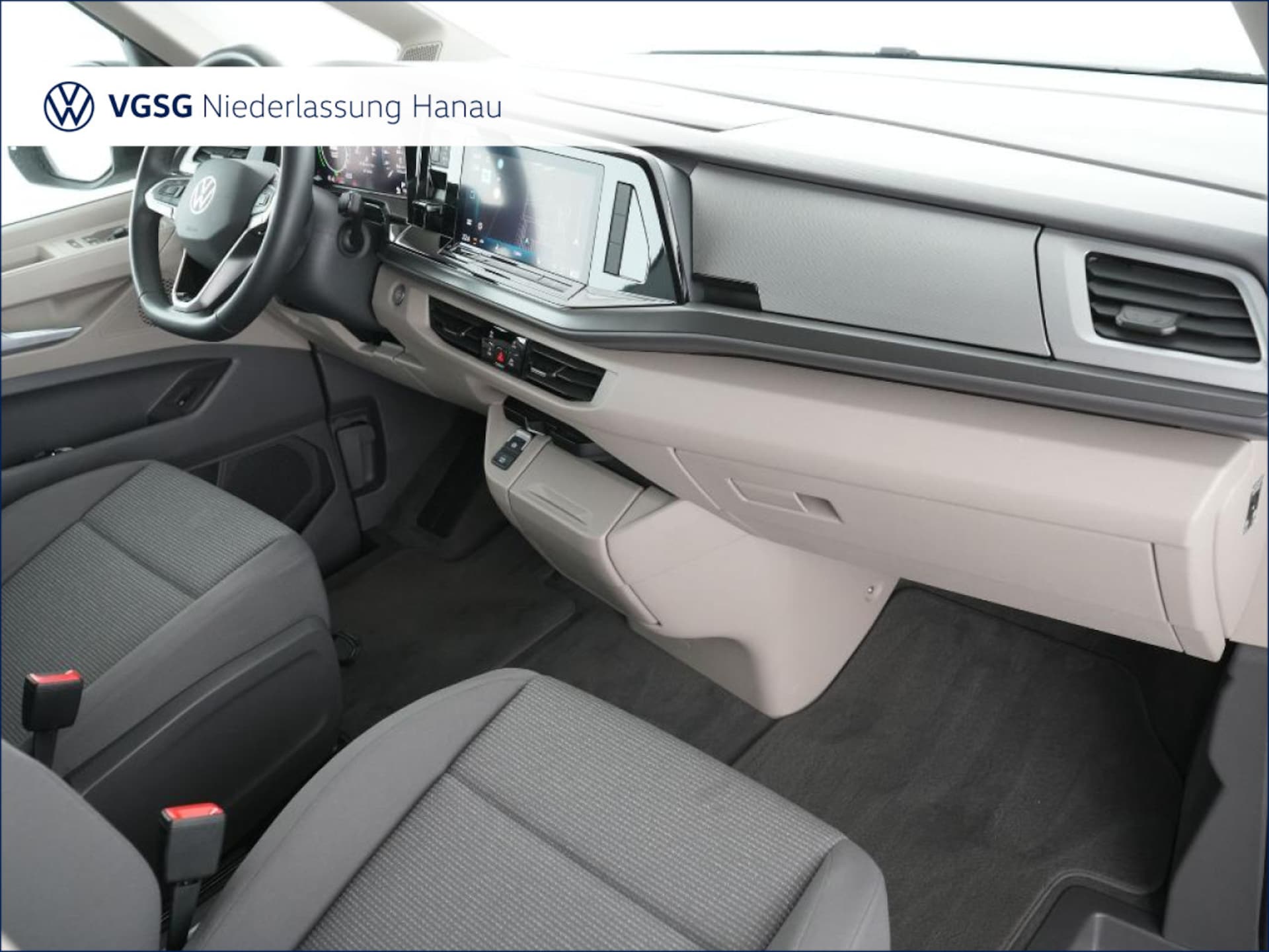 Volkswagen Multivan Langversion Basis-Modell