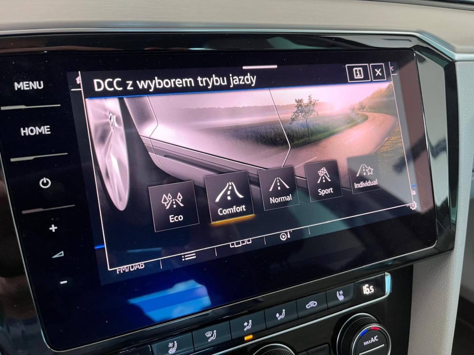 Volkswagen Passat Elegance