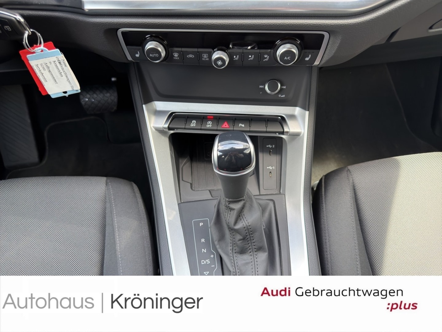 Bild über Audi Q3 advanced 35 TDI S tronic - für weitere Informationen kontaktieren Sie den Audi Partner