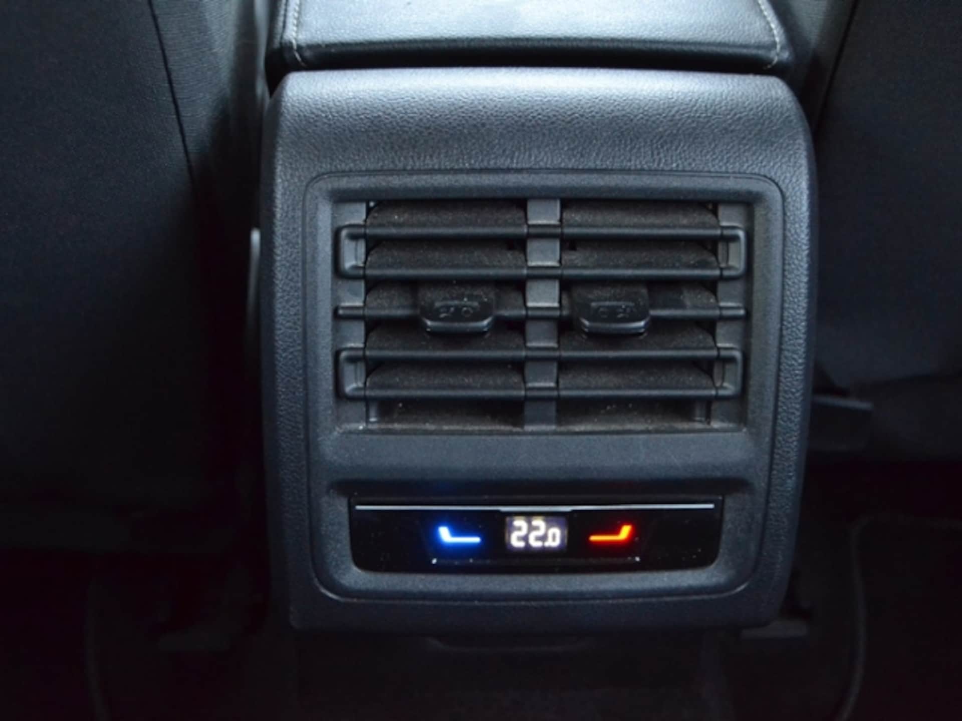 Volkswagen Golf Variant Style
