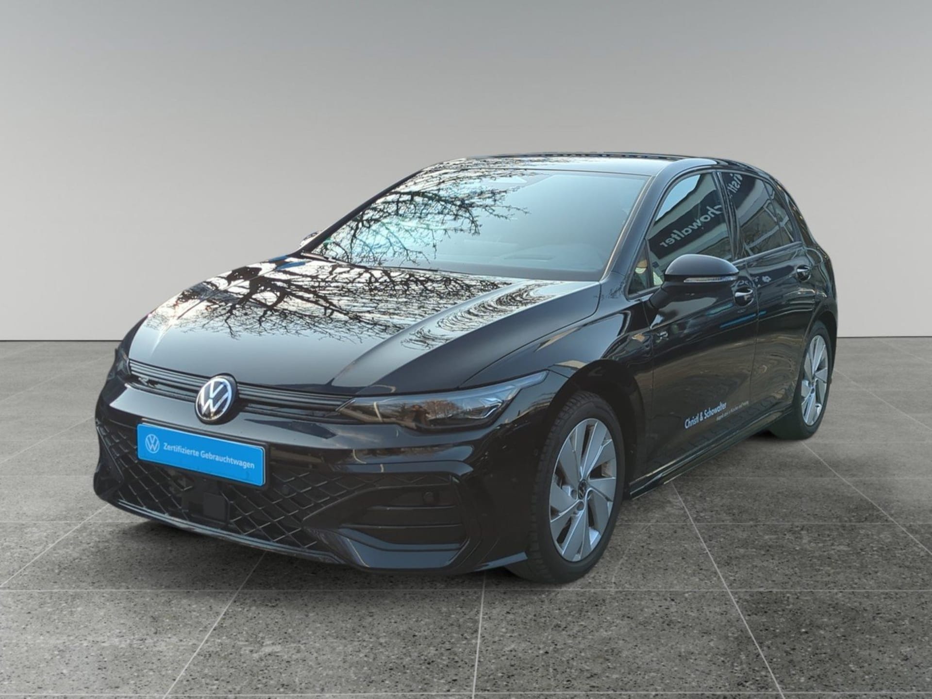 Volkswagen Golf R-Line