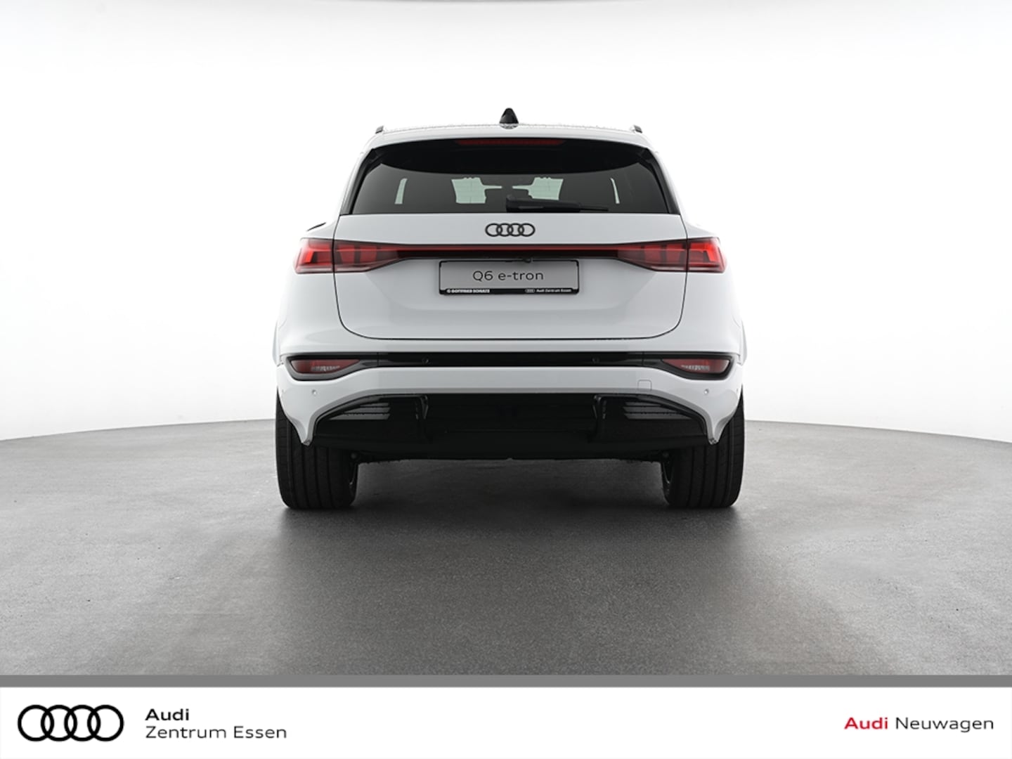 Bild über Audi Q6 SUV e-tron S line business e-tron performance 225 kW - für weitere Informationen kontaktieren Sie den Audi Partner