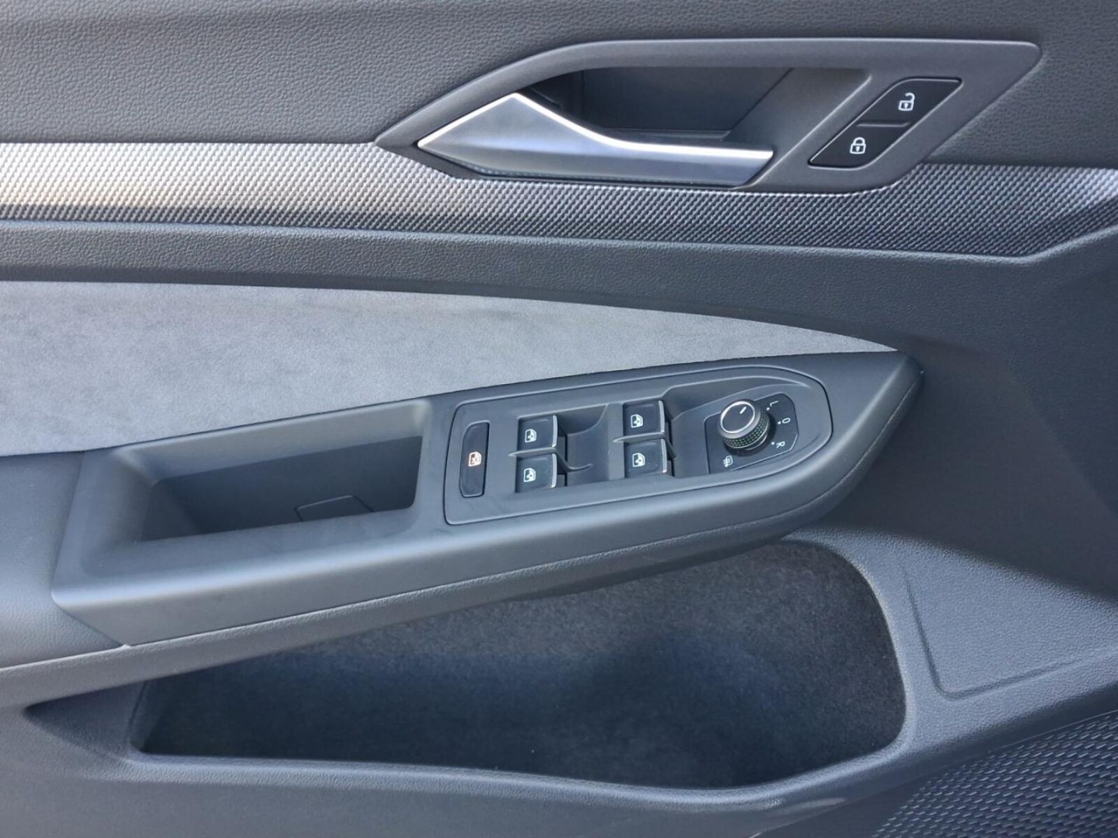 Volkswagen Golf Variant – Bild 8