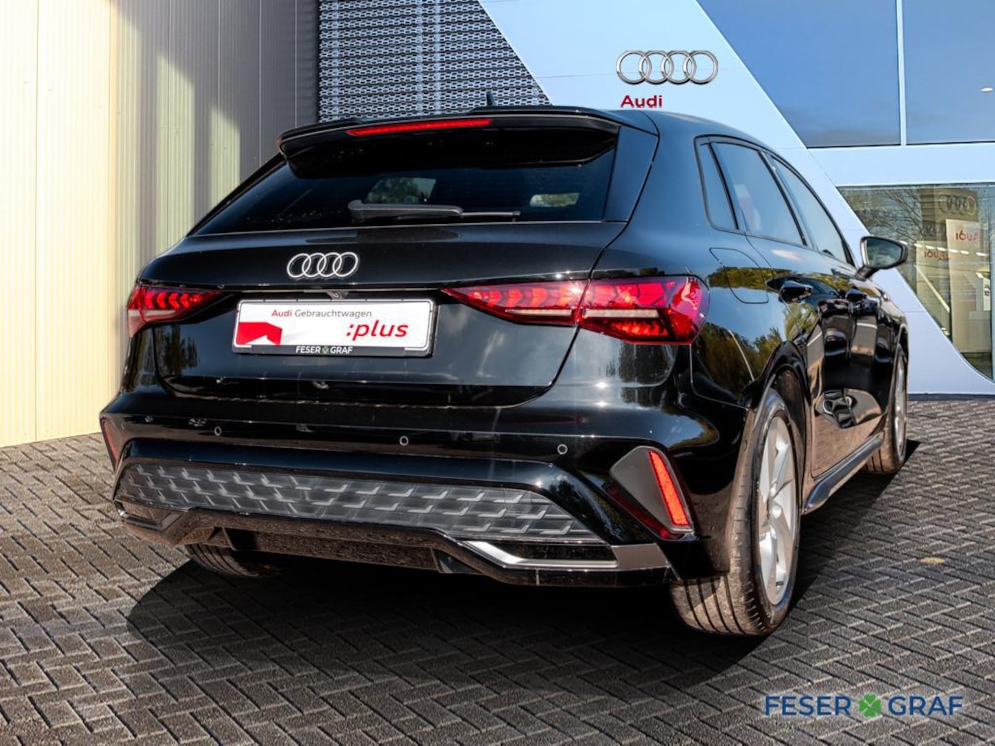 Bild über Audi A3 Sportback S line 35 TFSI S tronic - für weitere Informationen kontaktieren Sie den Audi Partner