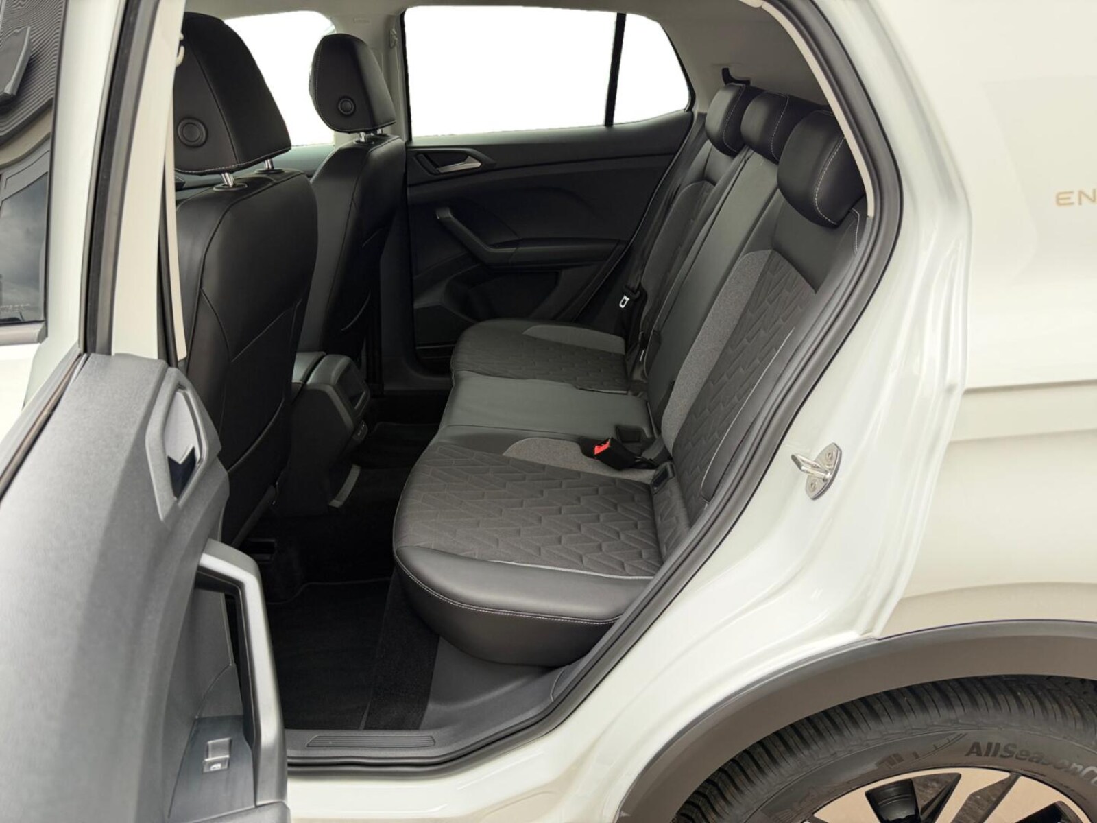 Volkswagen T-Cross – Bild 12