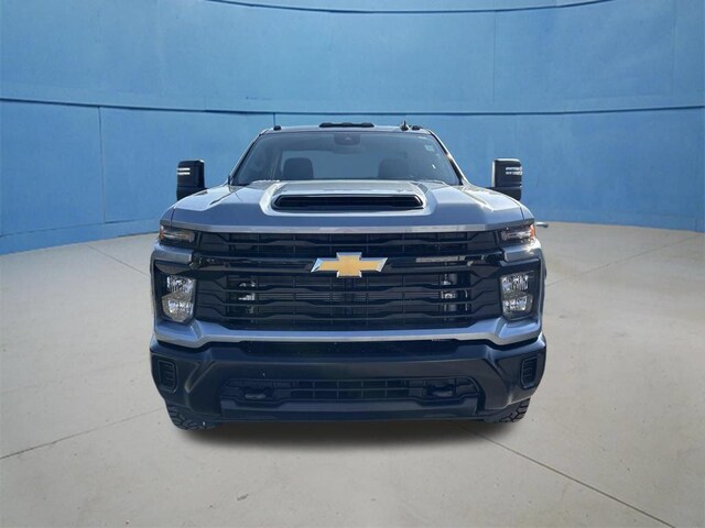 2025 Chevrolet Silverado