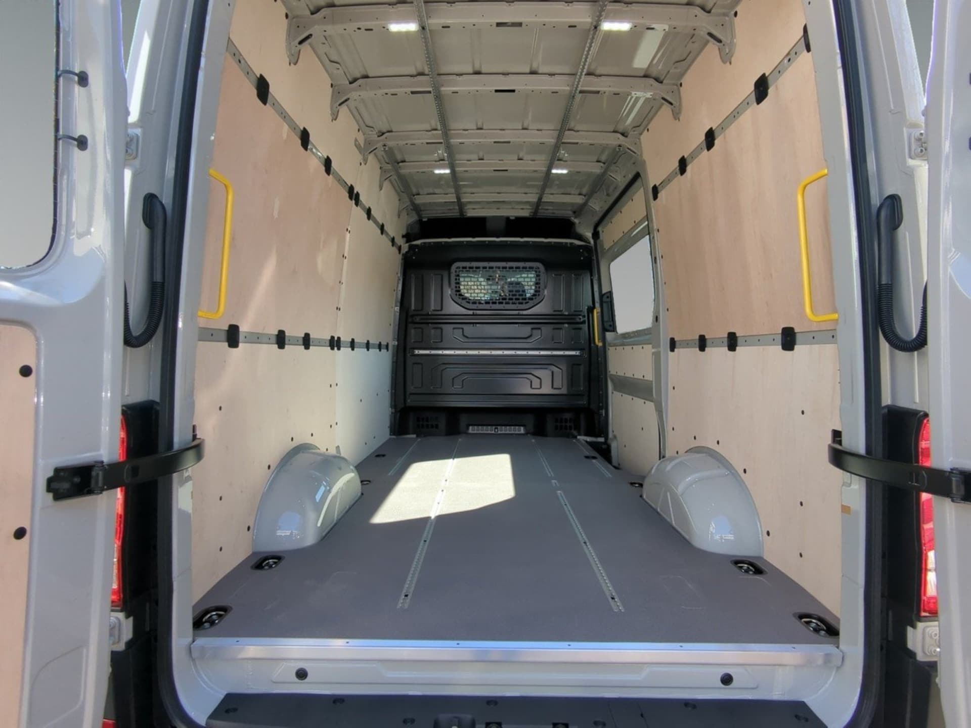 Volkswagen Crafter Kasten mittlerer Radstand