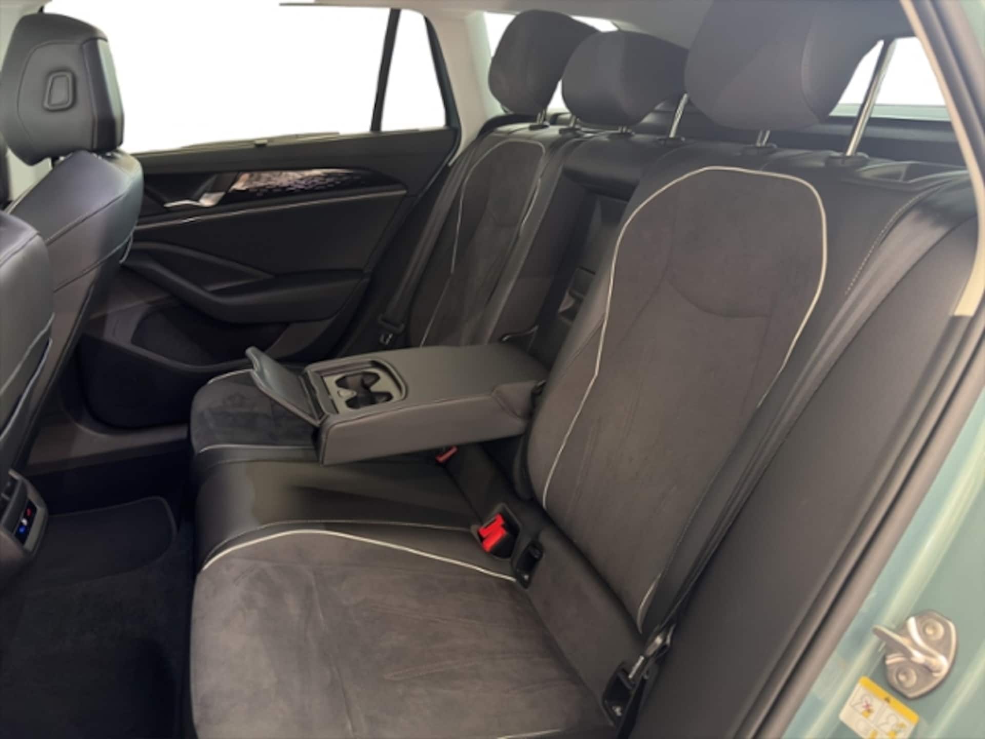 Volkswagen Passat Elegance