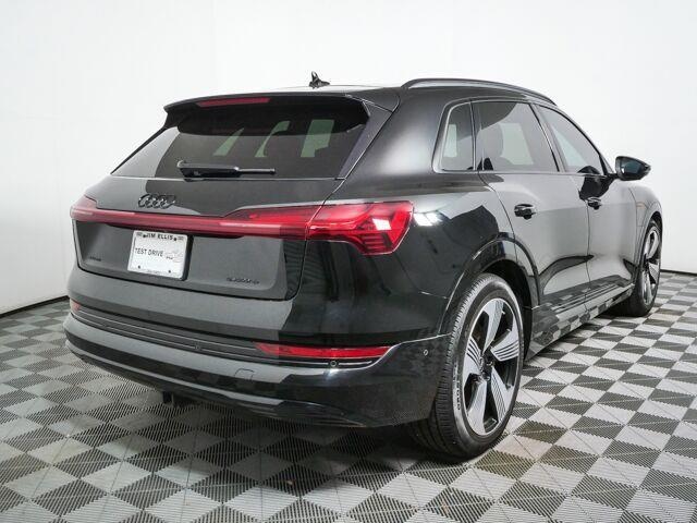 2023 Audi e-tron