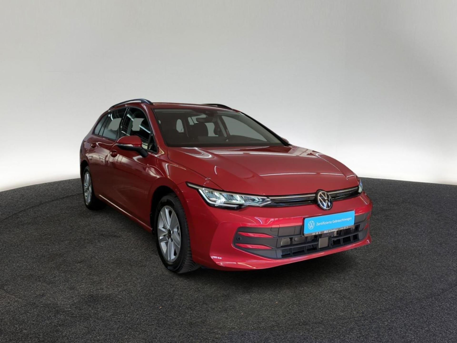 Volkswagen Golf Variant Life