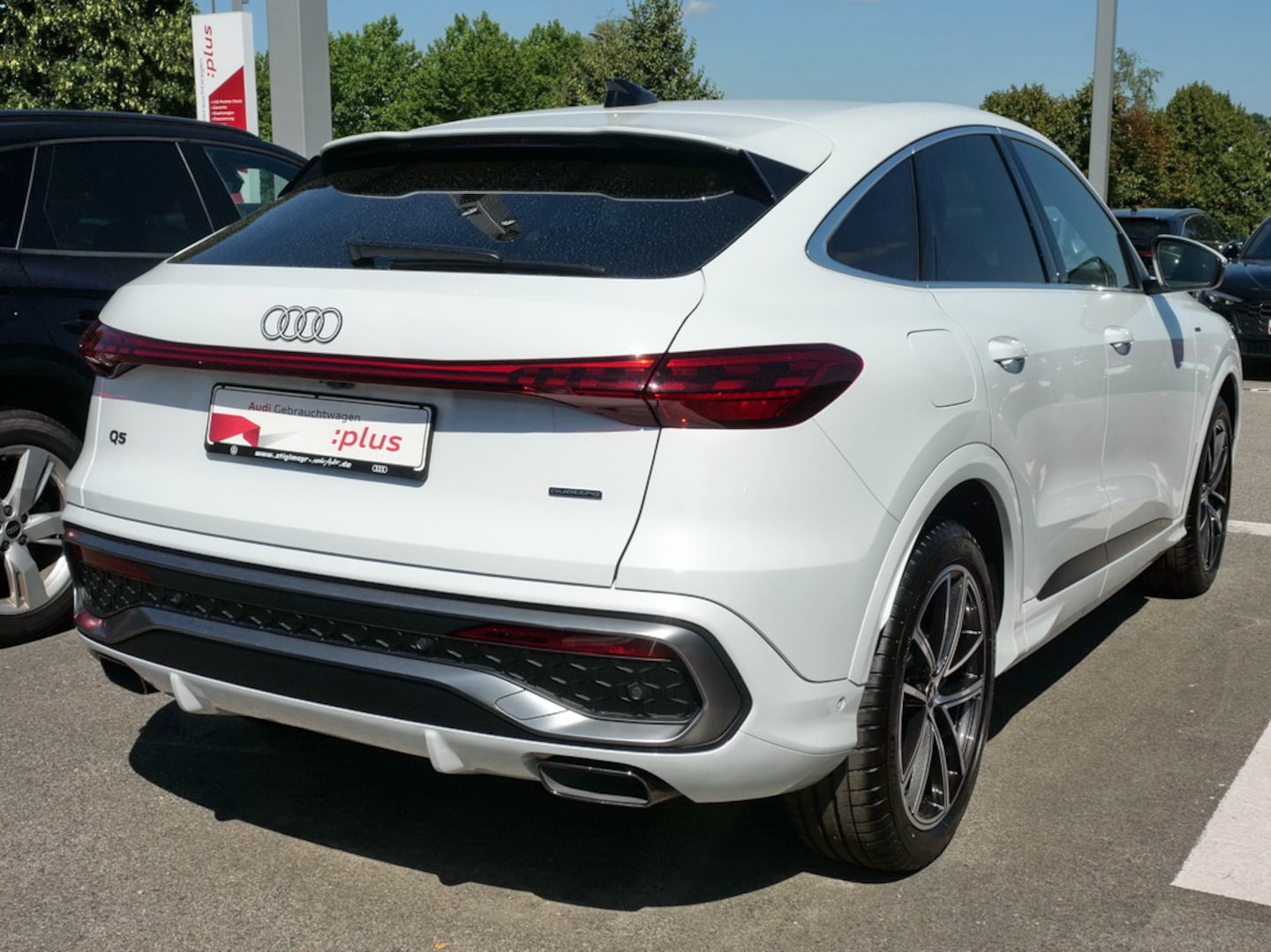Bild über Audi Q5 Sportback e-hybrid e-hybrid quattro 220 kW S tronic - für weitere Informationen kontaktieren Sie den Audi Partner