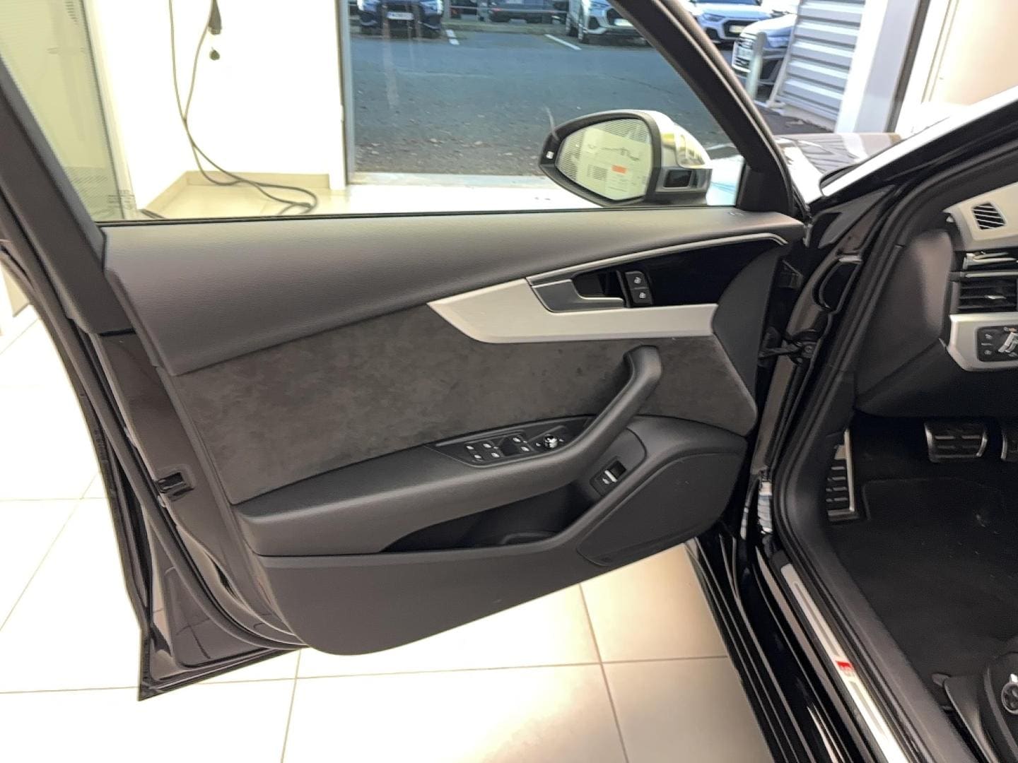 Image about Audi S4 Avant S4 Avant TDI 255 kW (347 ch) tiptronic