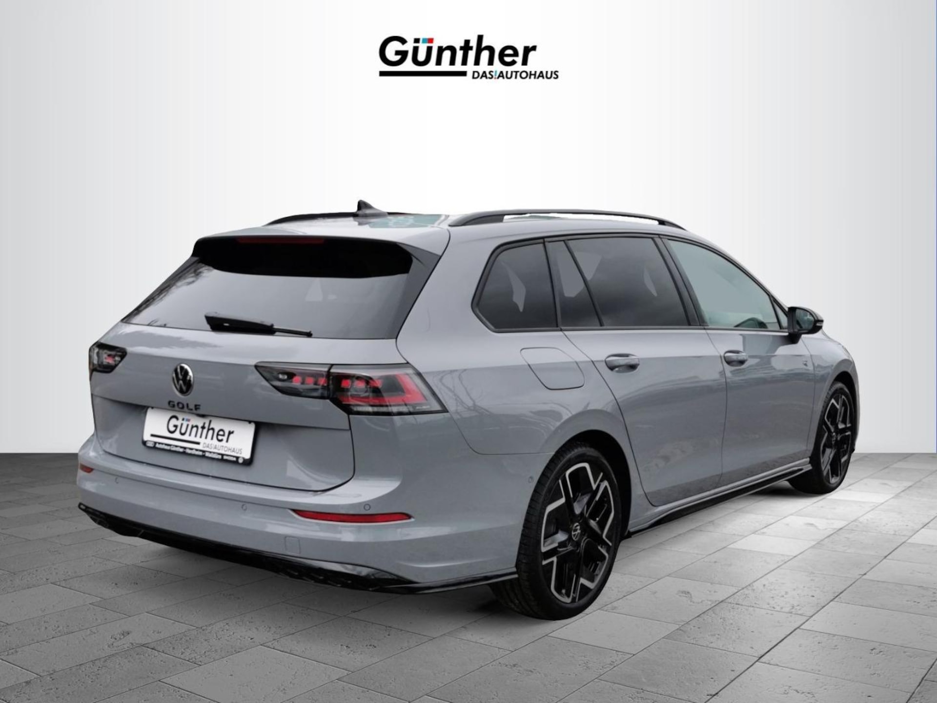 Volkswagen Golf Variant R-Line