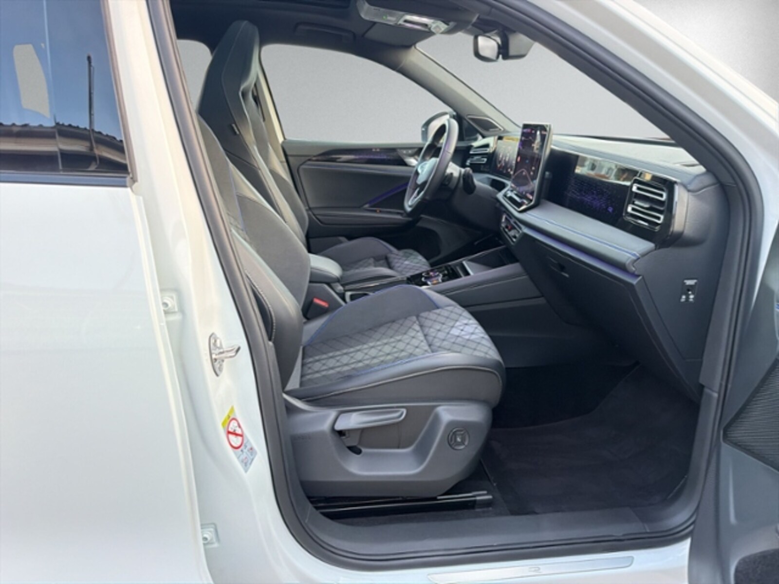 Volkswagen Tiguan – Bild 11