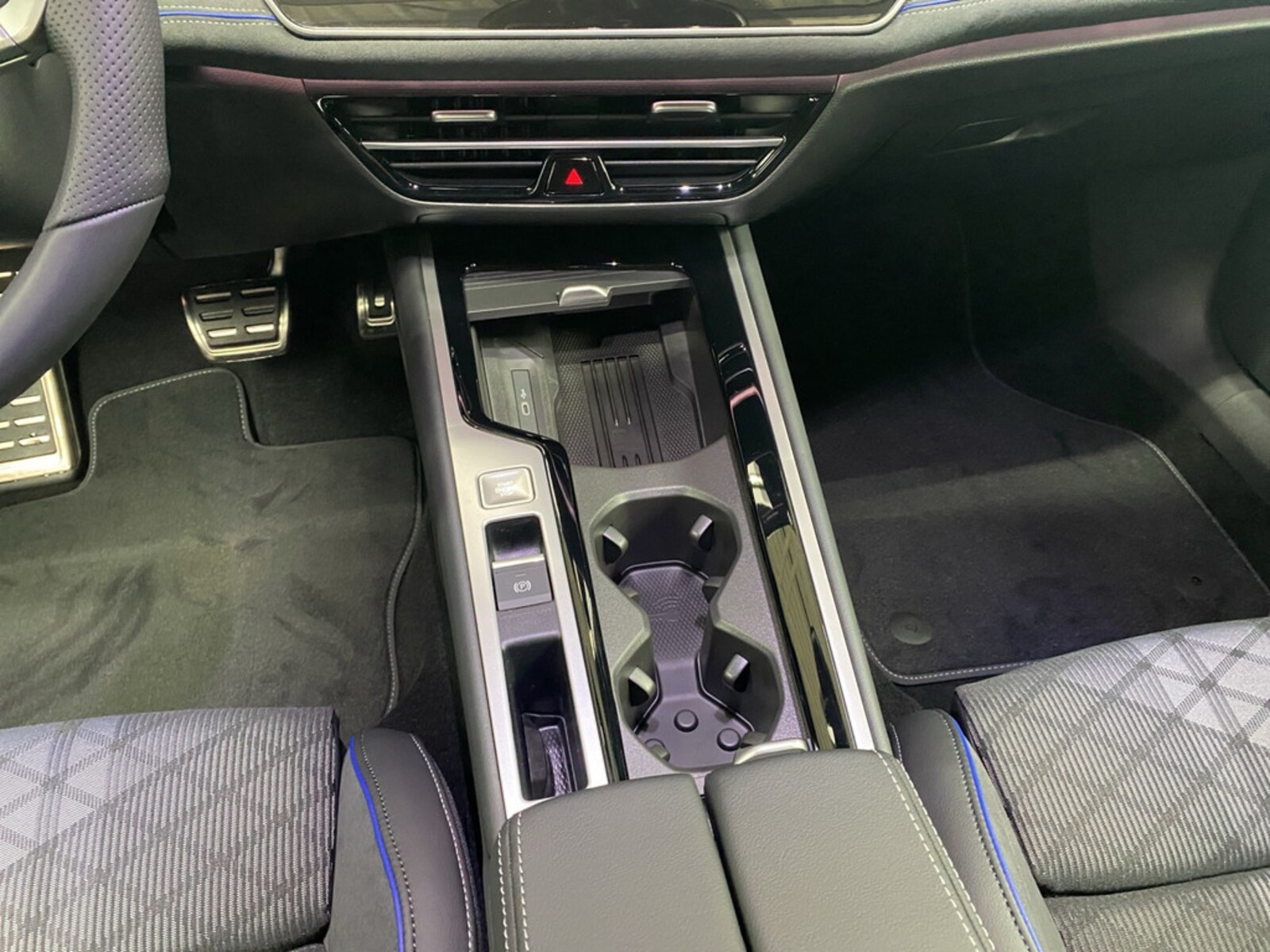 Volkswagen Passat – Bild 13