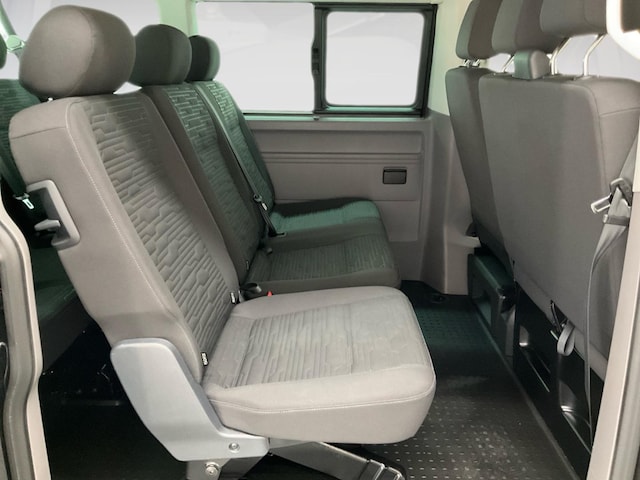 Volkswagen T6.1 Caravelle larger