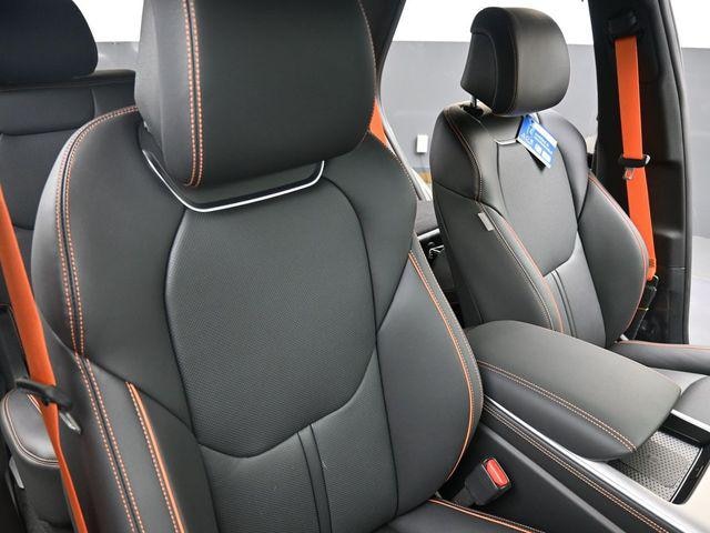 2026 GENESIS GV70 Sport Advanced - Photo 14
