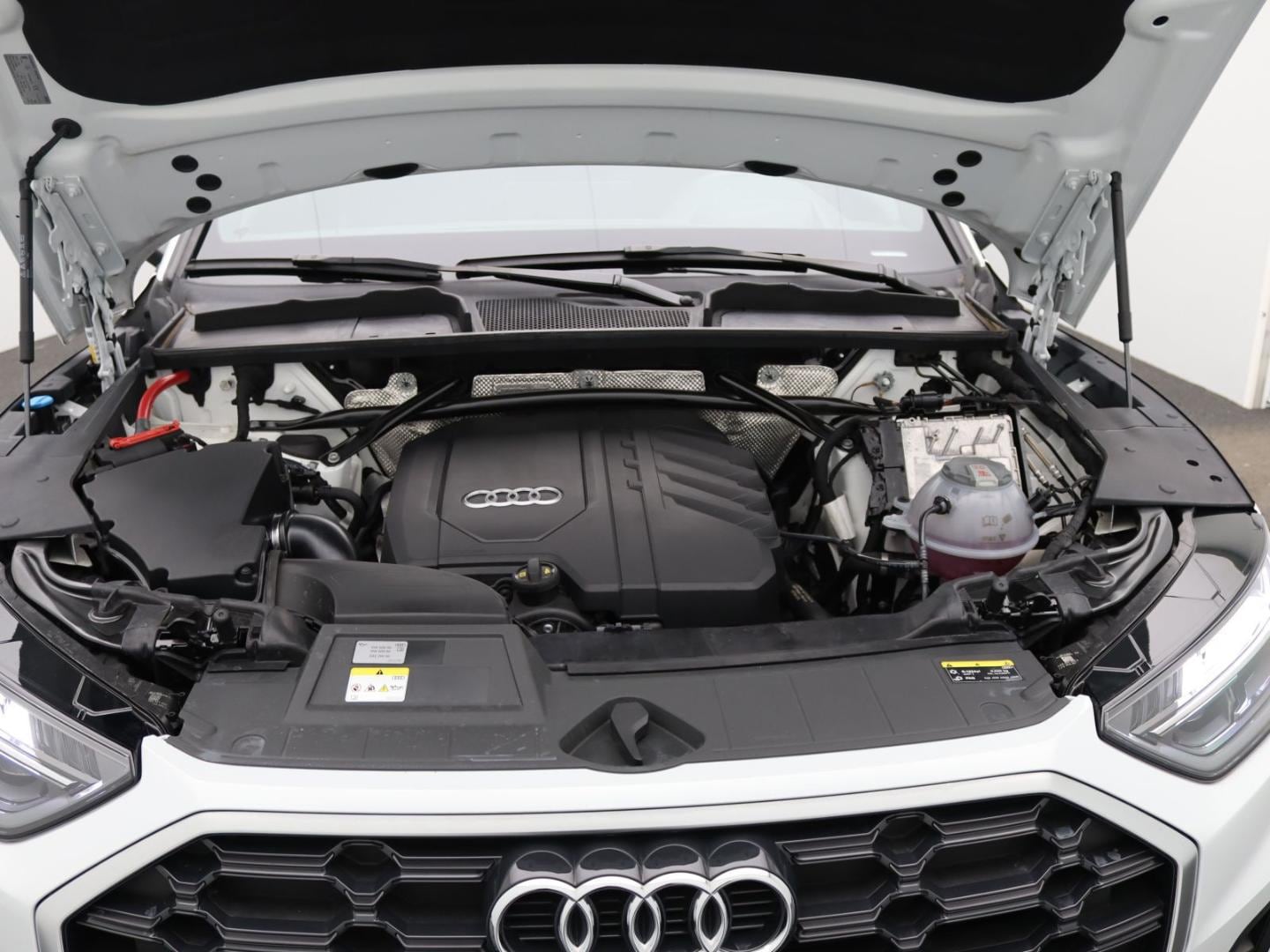 Bild über Audi Q5 45 TFSI quattro S tronic - für weitere Informationen kontaktieren Sie den Audi Partner