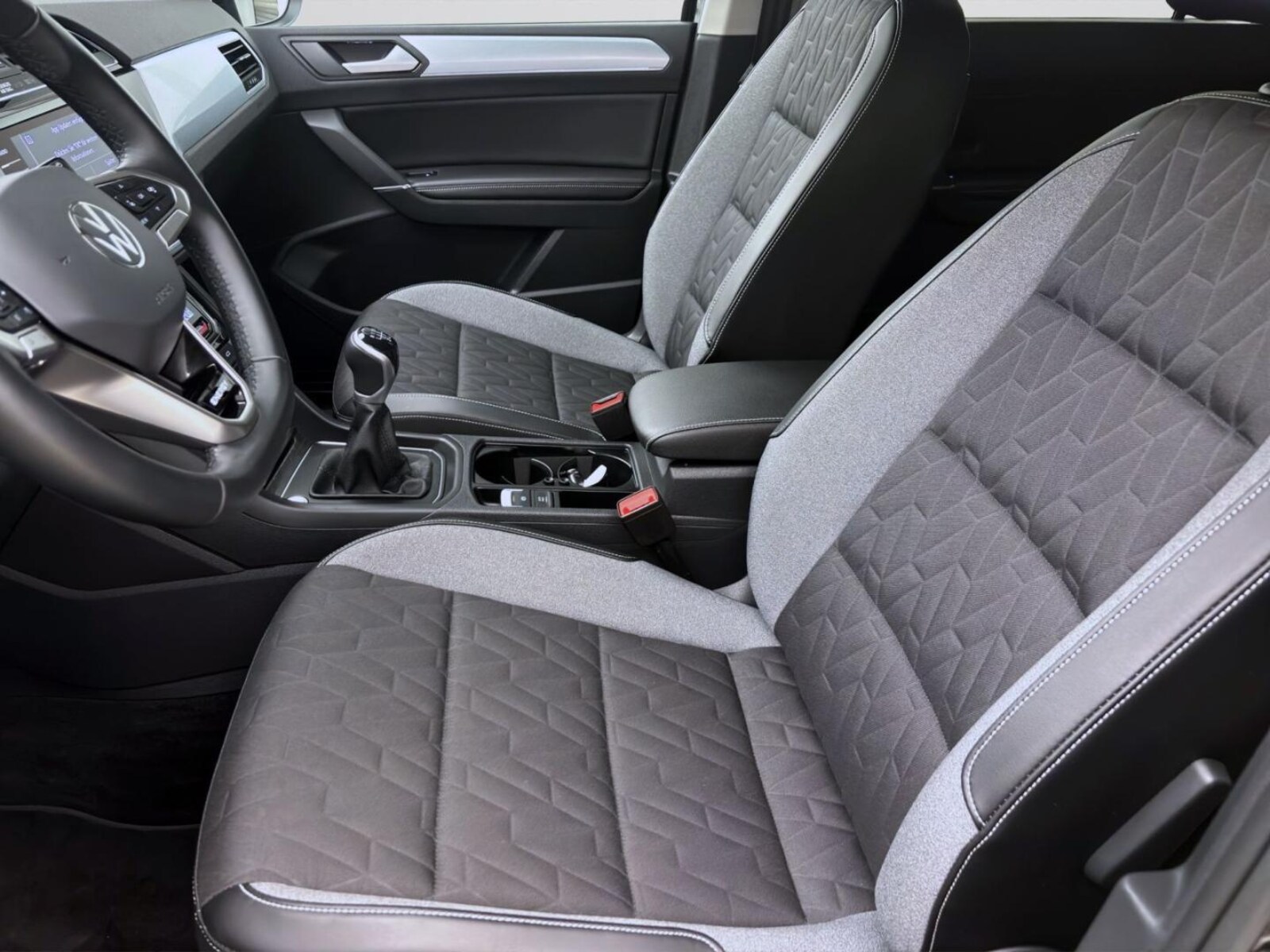 Volkswagen Touran – Bild 10